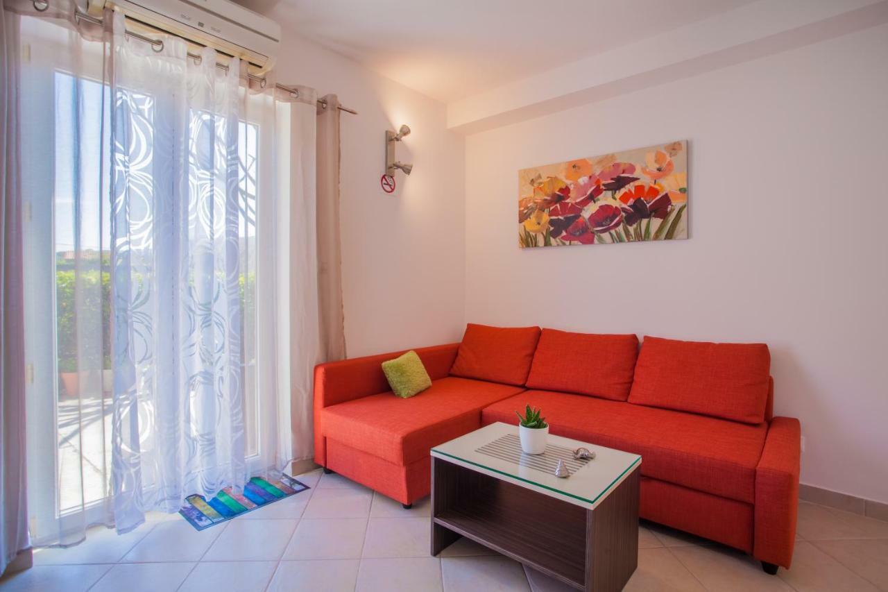 Apartman Madlen Cres Dış mekan fotoğraf